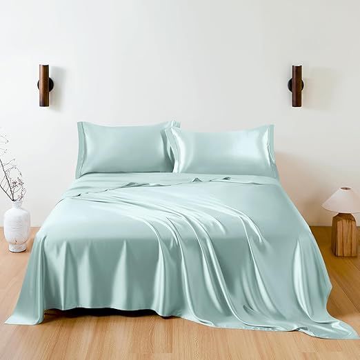 THXSILK 100% Mulberry Silk Sheet Set, 7A+ Silk Sheet Set Soft Breathable, Luxury Bedding (1 Flat Sheet, 1 Fitted Sheet, 2 Pillow Shams) Full, Light Blue