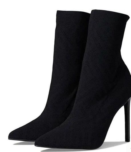 รองเท้าบูทหุ้มข้อแบบถุงเท้า (sock booties) สีดำ