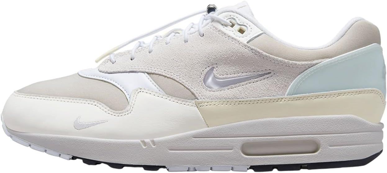 Nike Women's Air Max Bolt Running Shoe