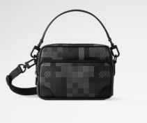 กระเป๋า Sling bag รุ่น Avenue PM