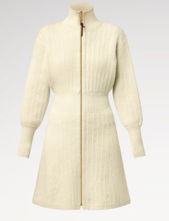 Long-sleeved knitted dress