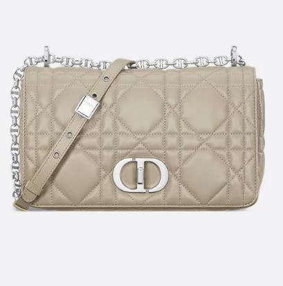 กระเป๋า Medium Soft Dior Caro หนังแกะลาย Macrocannage สีโรปเบจ